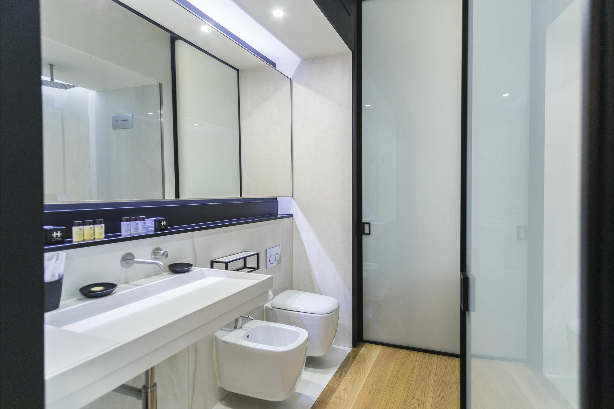 Appartamento Hemeras Boutique House Foscolo Milano